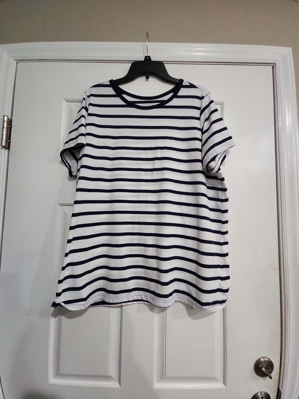 Torrid Classic Fit Striped Crew Neck Short Sleeve T-Shirt